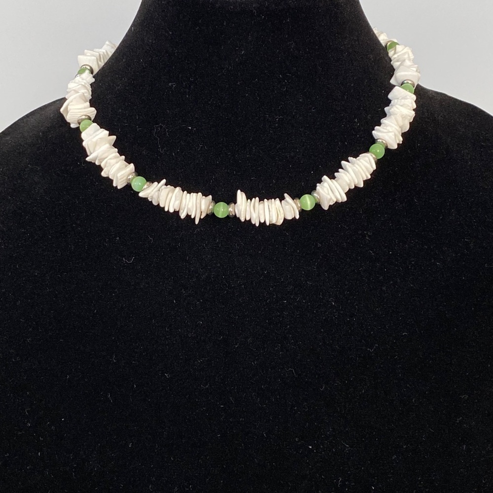 Shell Necklace Jewelry 15”-18” Shells Hawaiian 🌺